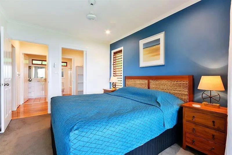 Hotel 1 Heliconia Ocean View 3 Bedroom House Near Marina With Golf Buggy Vr Hamilton Island